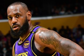 乐鱼体育leyu-塔图姆，哈登，连续三场30+！