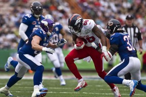 乐鱼官网-杜兰特在G2比赛中晋级下一阶段，刷新纪录引发热议！气势如虹延续